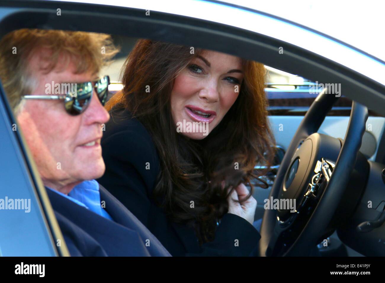 Lisa Vanderpump and her husband, Ken Todd do some last minute Christmas