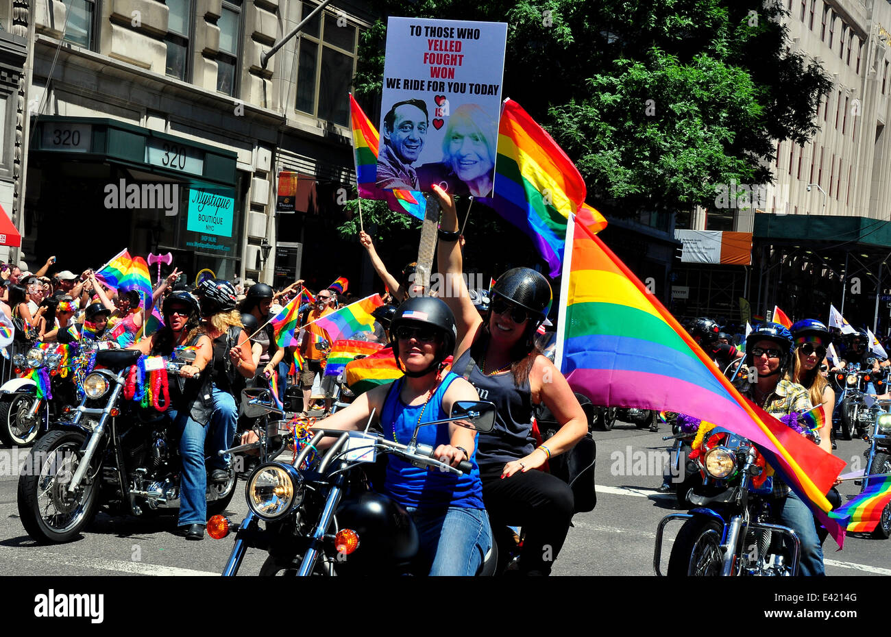 Pride, Gay Motorcycle Club, LGBT Biker Chopper Mot T-Shirt