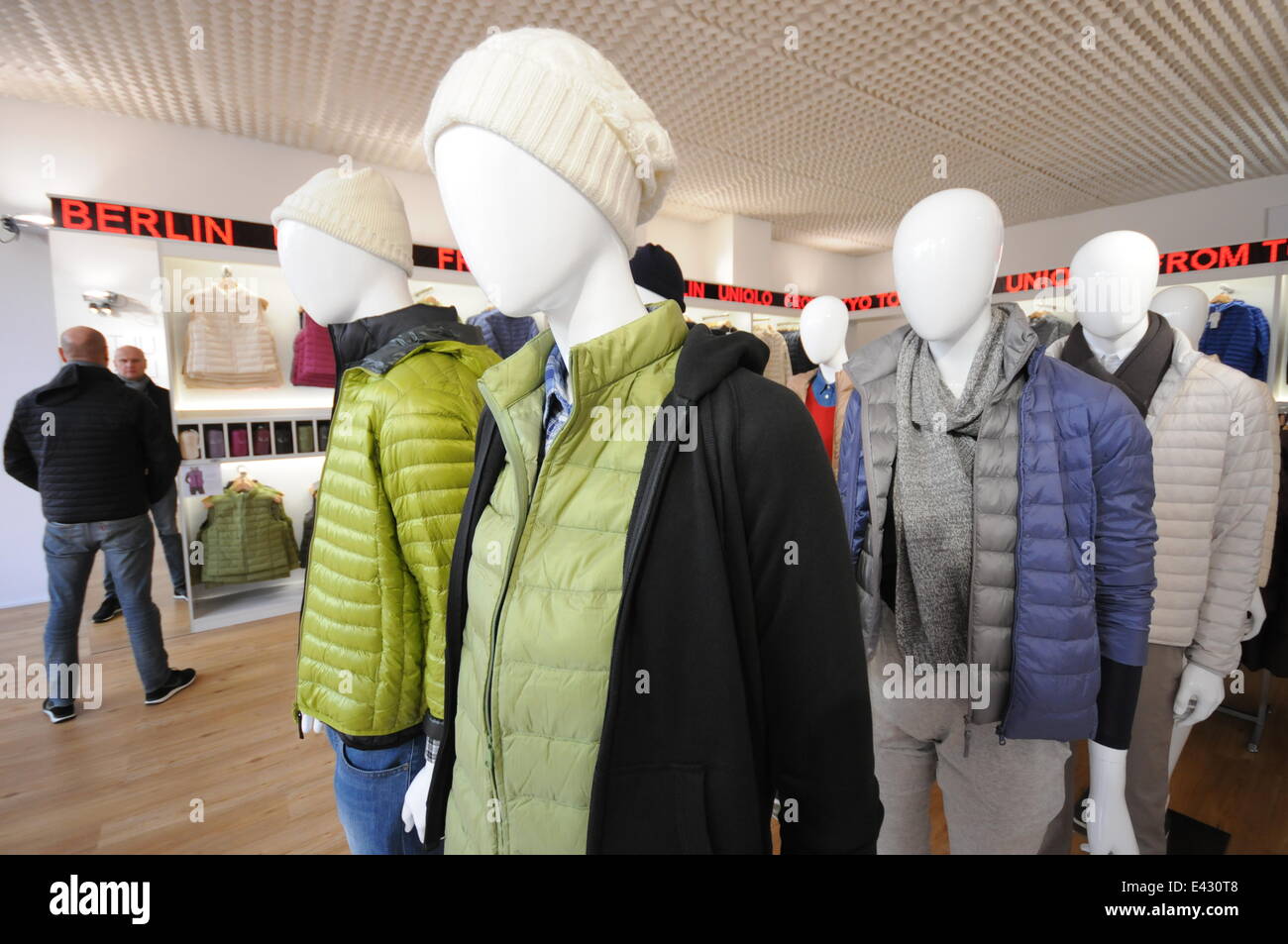 Uniqlo Pop Up Store Opening at the occasion of Mercedes-Benz Fashion Week  Berlin 2014 Featuring: Atmosphere Where: Berlin, Germany When: 14 Jan 2014  Stock Photo - Alamy