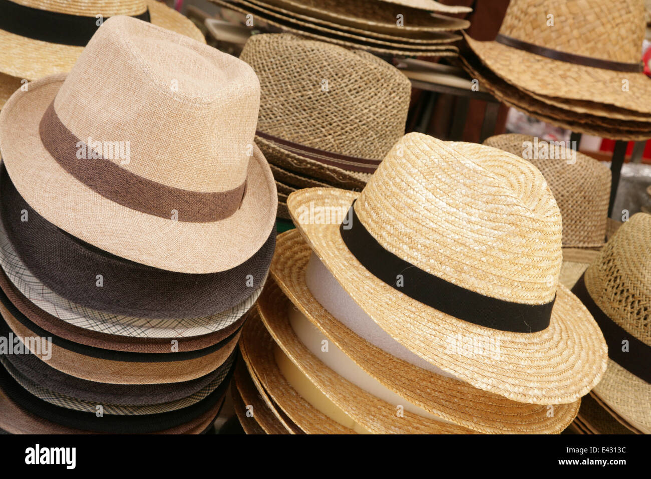 Straw hats for sale Stock Photo Alamy