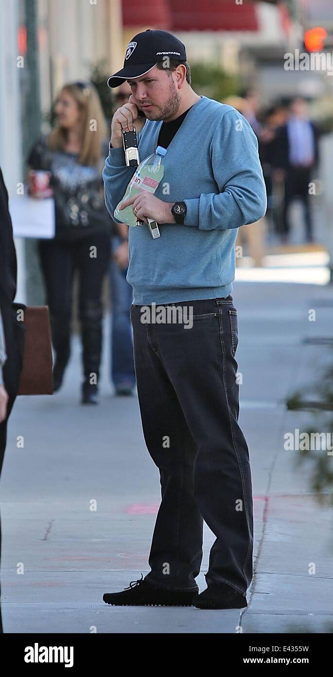 James Stunt goes for a shave at The Art of Shaving in Beverly Hills