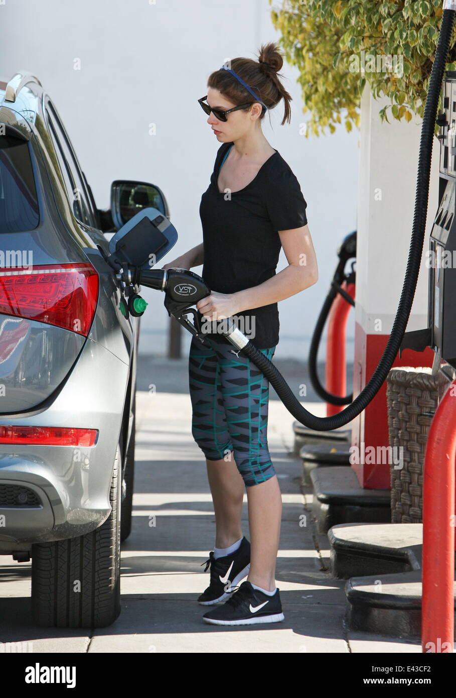 Ashley Greene pumping her own gas in Beverly Hills Featuring: Ashley