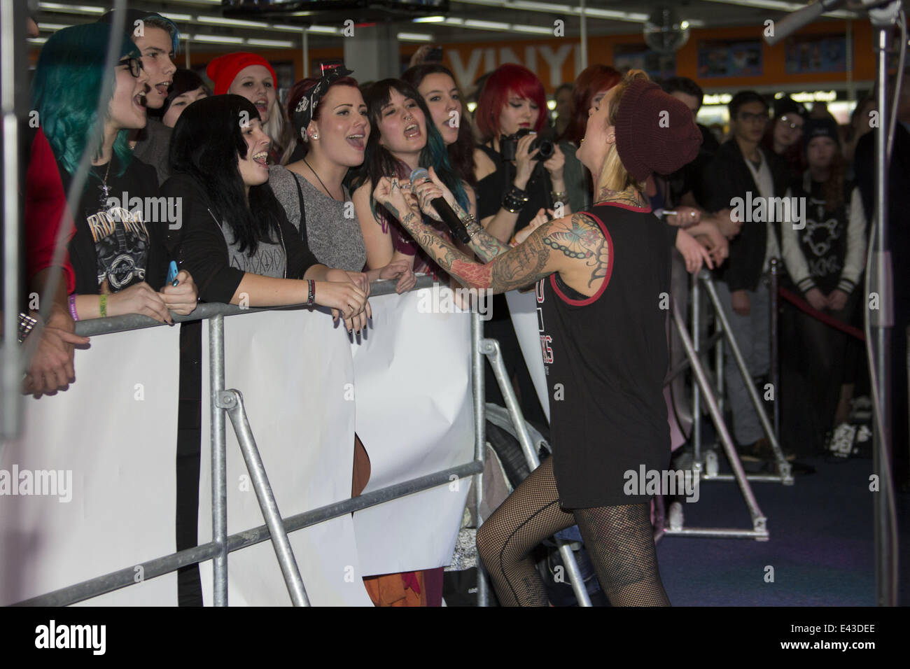 Jennifer Rostock signing autographs for fans at Saturn Hamburg-Altstadt ...