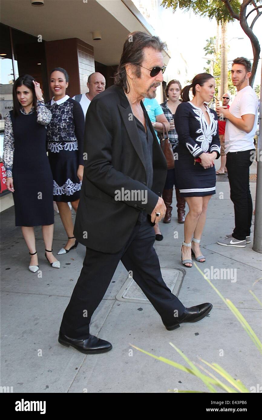 Al Pacino leaves Nate n Al's restaurant in Beverly Hills  Featuring: Al Pacino Where: Los Angeles, California, United States When: 20 Jan 2014 Stock Photo