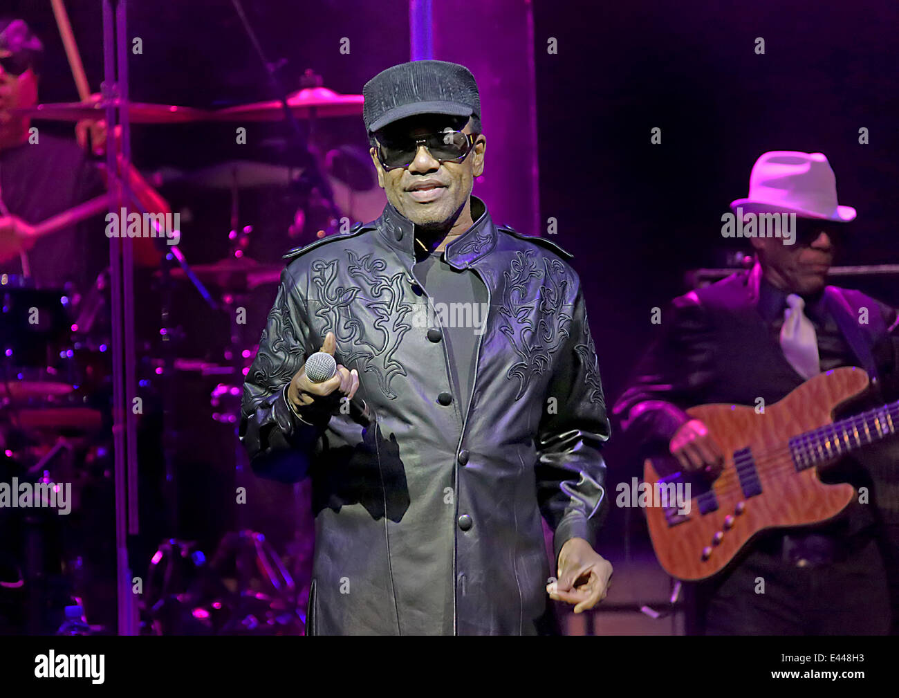 Bobby Womack Performing Live In Concert On The Second Of Two UK Tour bobby-womack-performing-live-in-concert-on-the-second-of-two-uk-tour