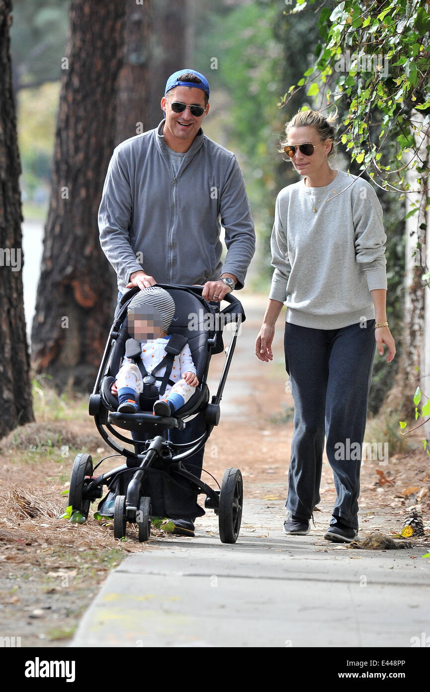 Molly sims and her son hi-res stock photography and images - Page 4 - Alamy