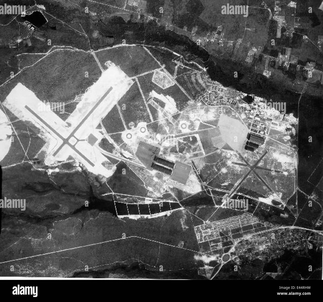 NAS Lakehurst ovhd Stock Photo Alamy