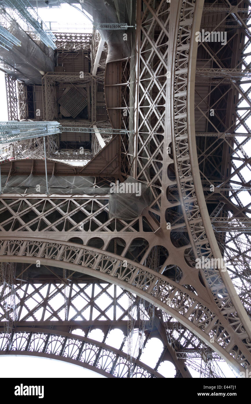Eiffel tower construction hires stock photography and images Alamy