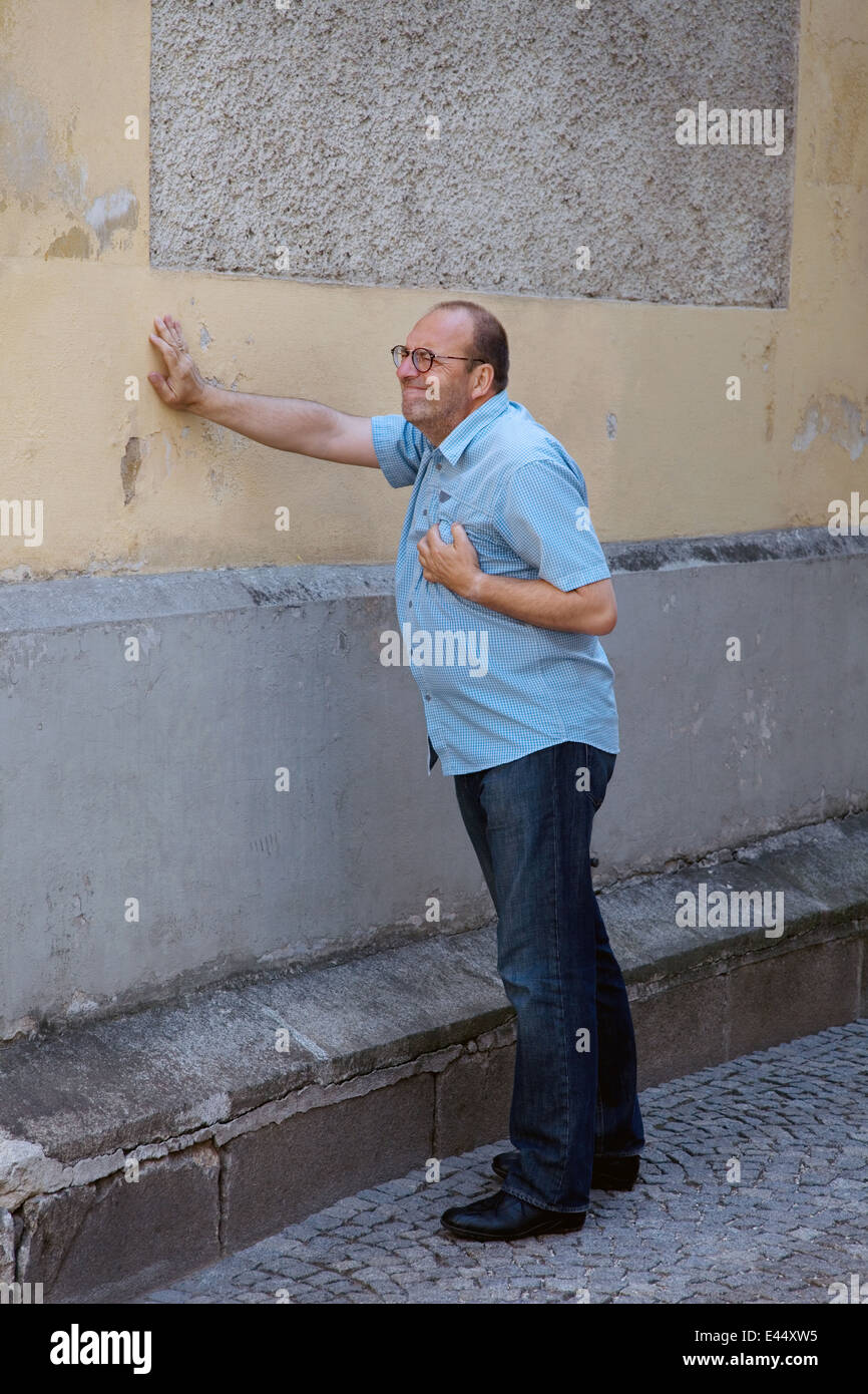 Vertigo dizzy dizziness hi-res stock photography and images - Page 8 - Alamy