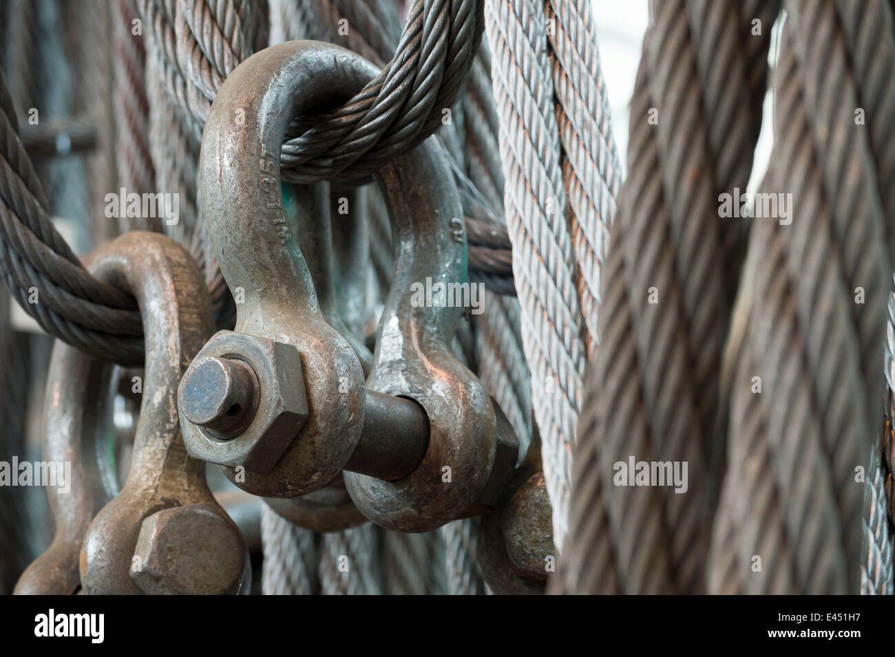 Steel cables, shackles, material to transport cargo, Neunfelder Maschinenfabrik, NMF, Hamburg, Germany Stock Photo