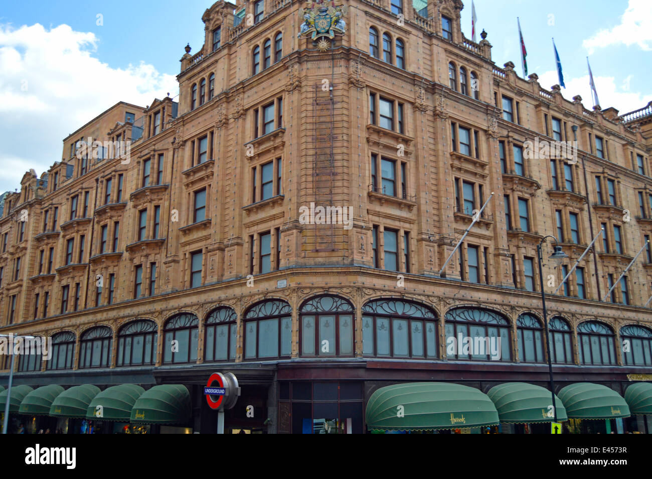 Harrods department store,Knightsbridge,London,UK Stock Photo Alamy