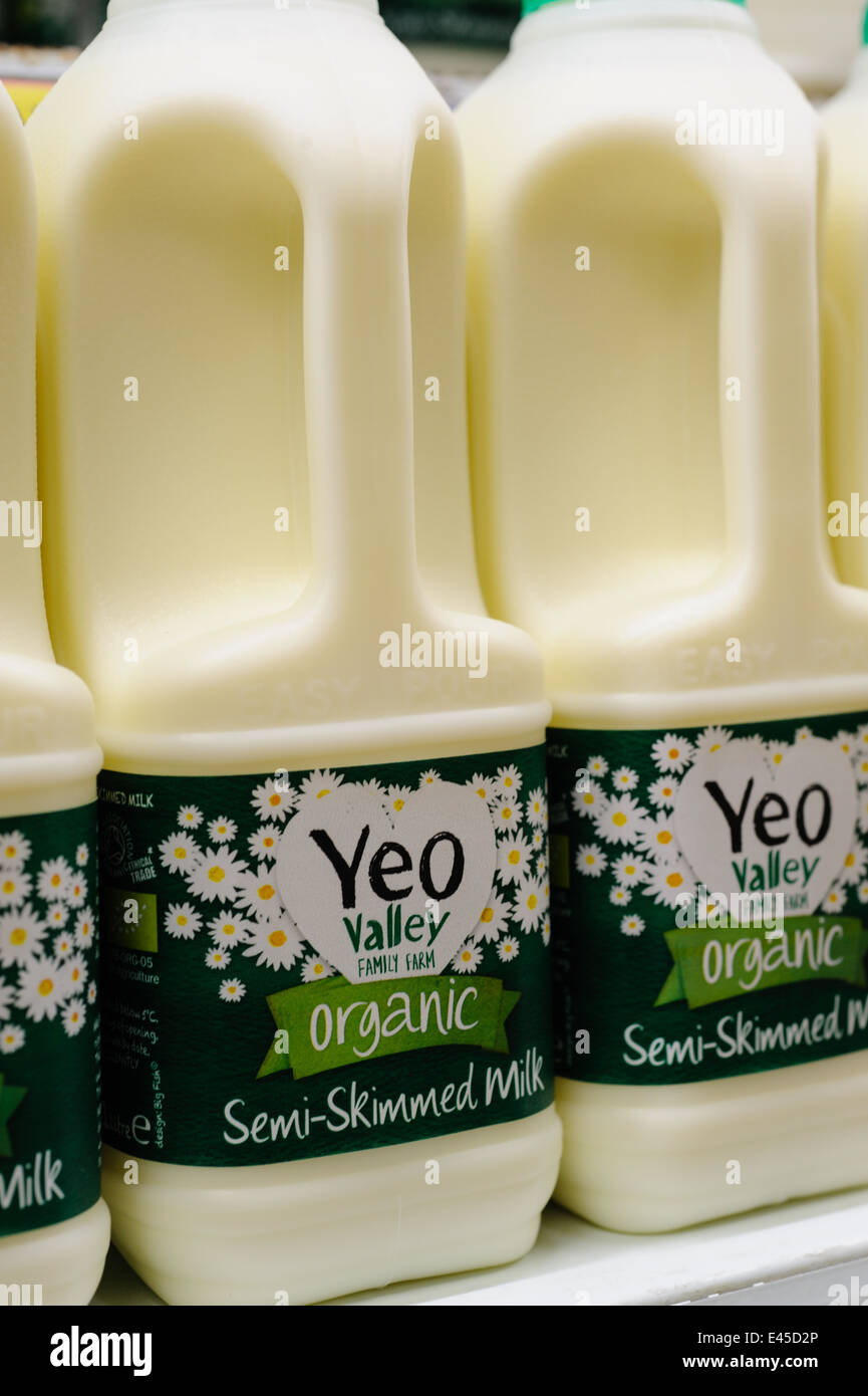 Yeo Valley organic milk for sale in a supermarket in the Westcountry Stock Photo