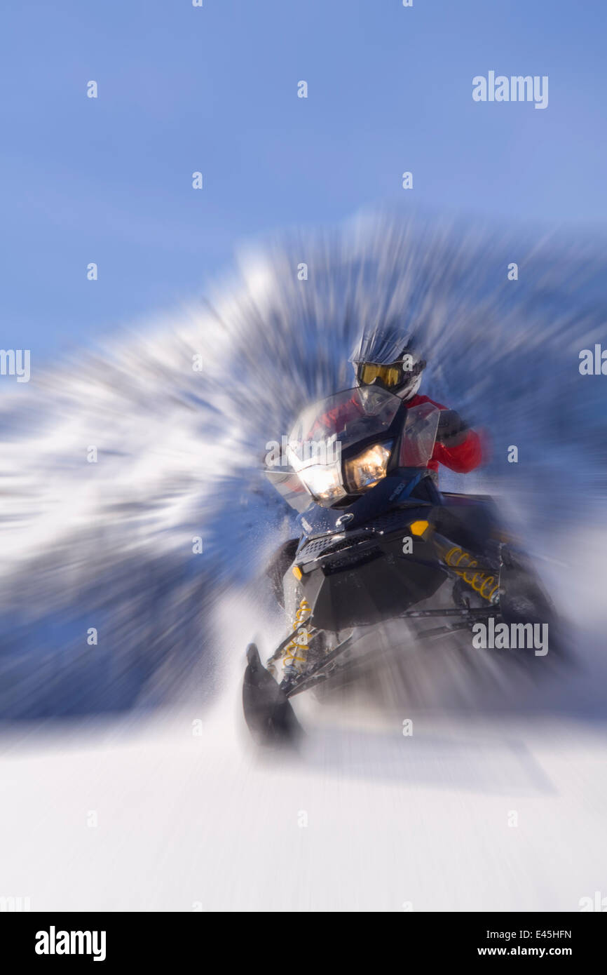Snowmobiling in the Bridger Teton National Forest on Togwotee Pass