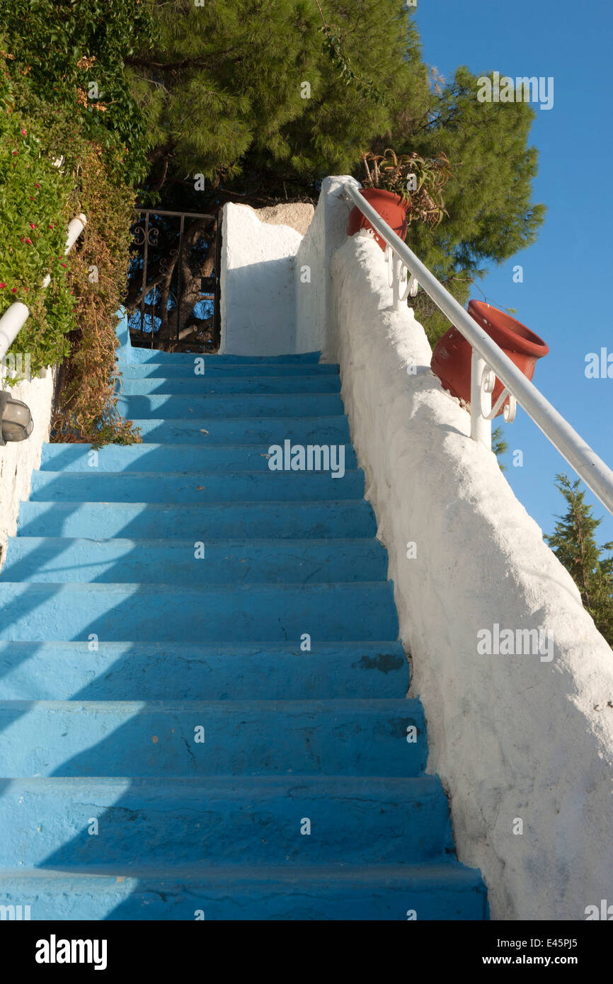 Griechenland, Rhodos, Afandou, Treppe zum Lokal Stock Photo