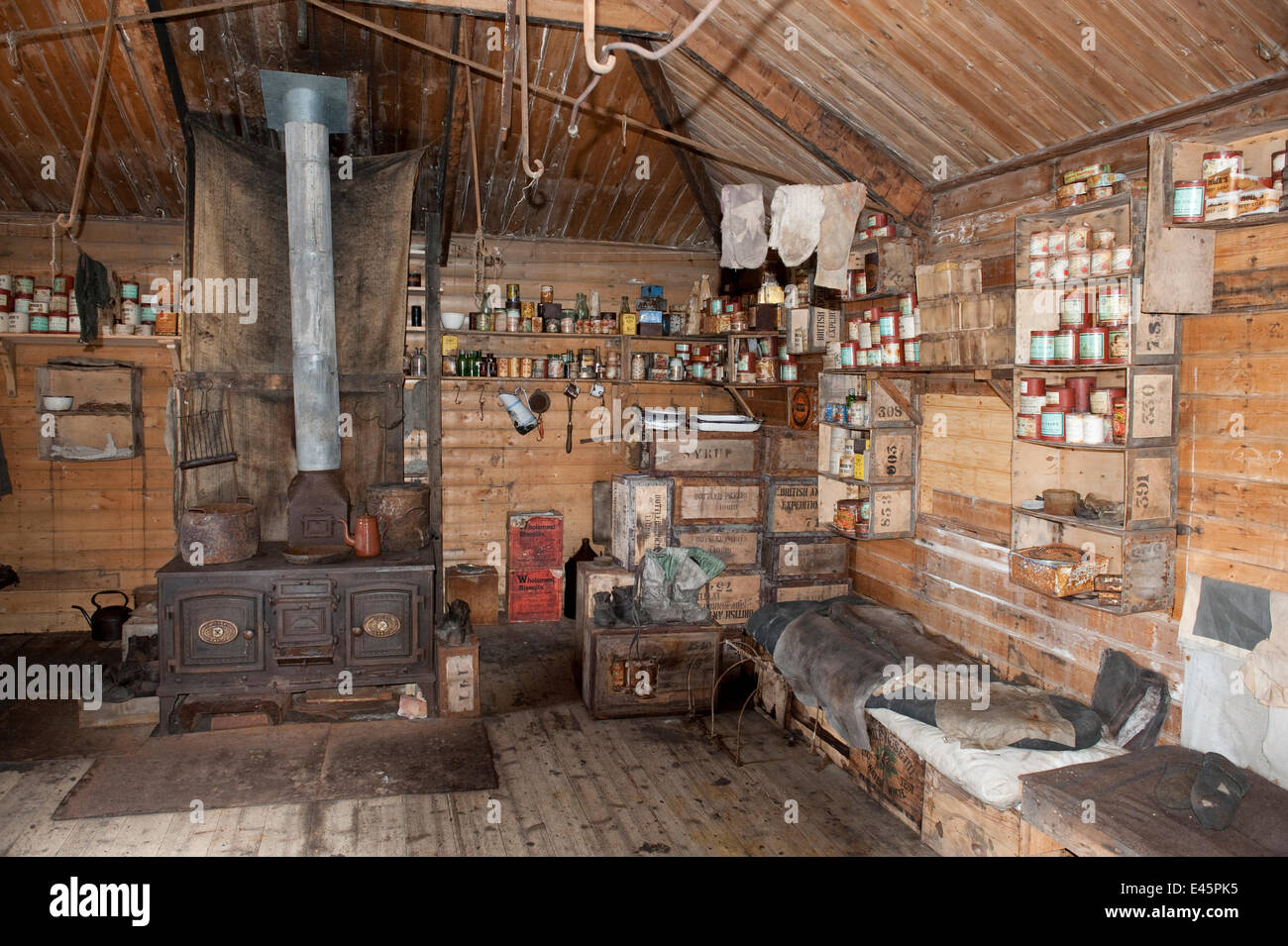 Historic shackletons hut cape royds hires stock photography and images