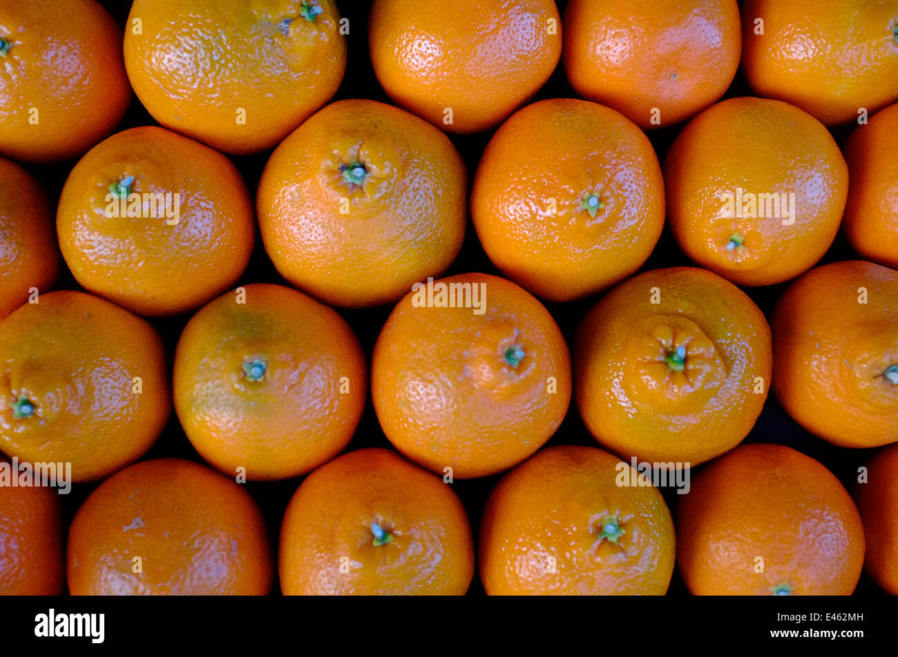 close up of oranges at a market Stock Photo