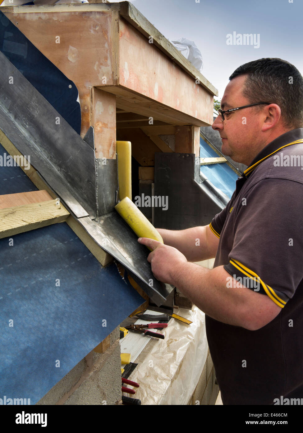 Self Building House Craftsman Dressing Lead To Create Traditional