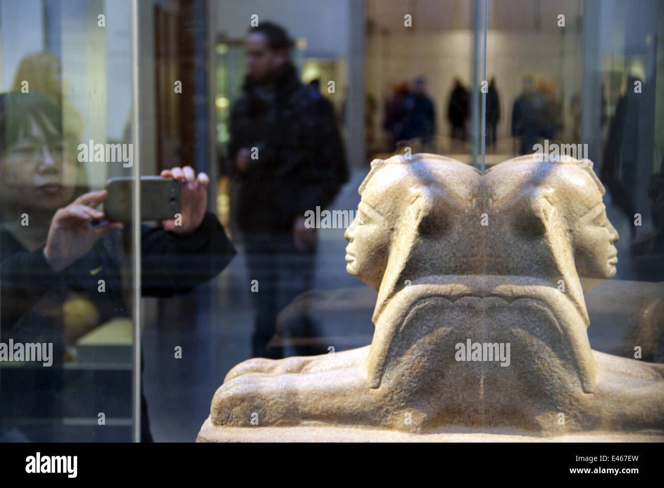 London: Egyptian sphinx at the British Museum . Photo from 09 January 2014. Stock Photo