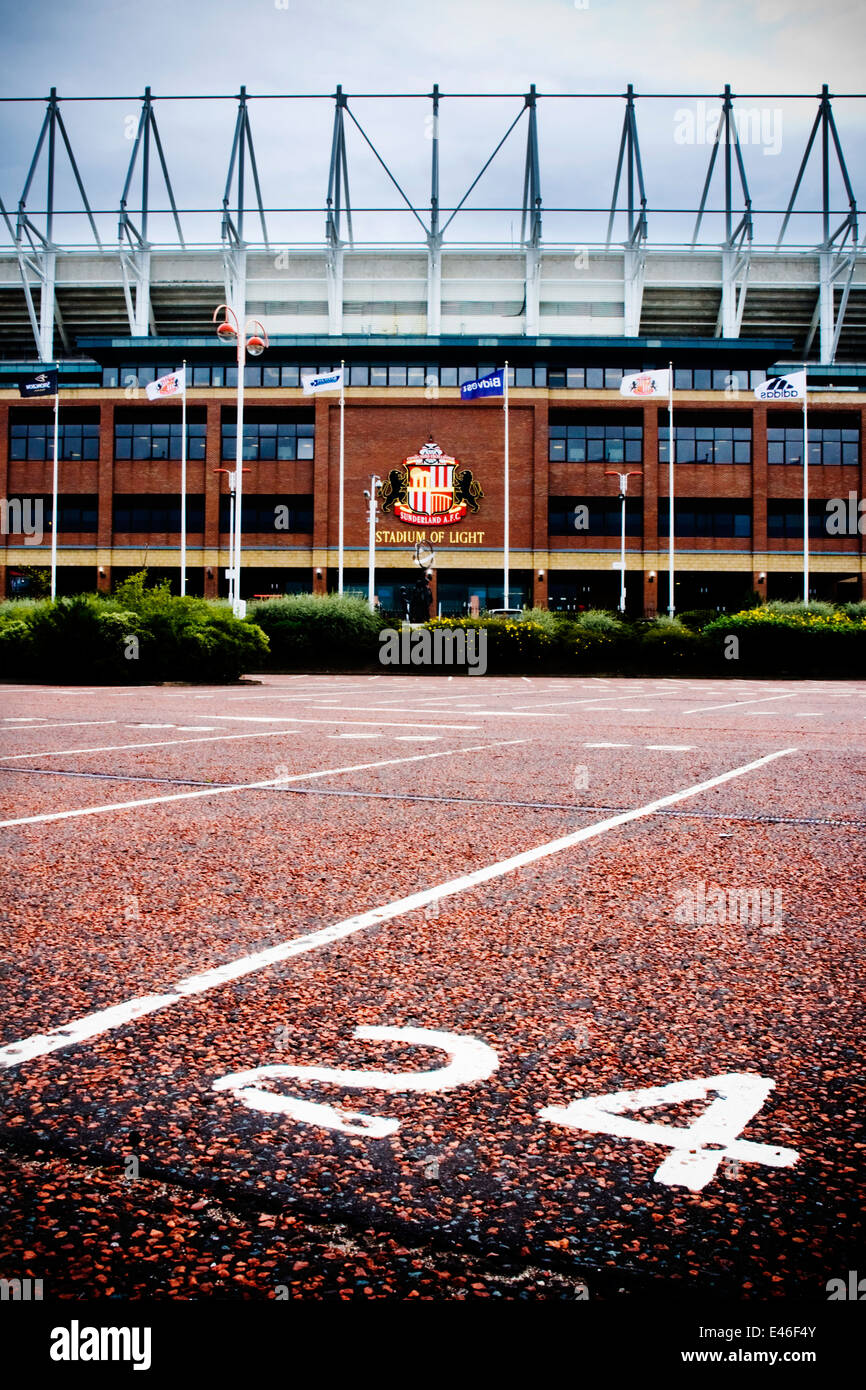 000 all seater hires stock photography and images Alamy