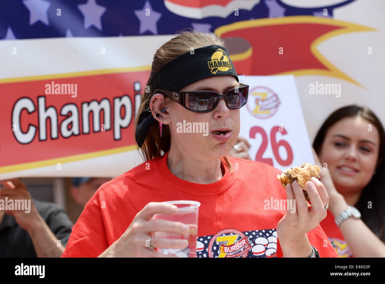 Molly schuyler hi-res stock photography and images - Alamy