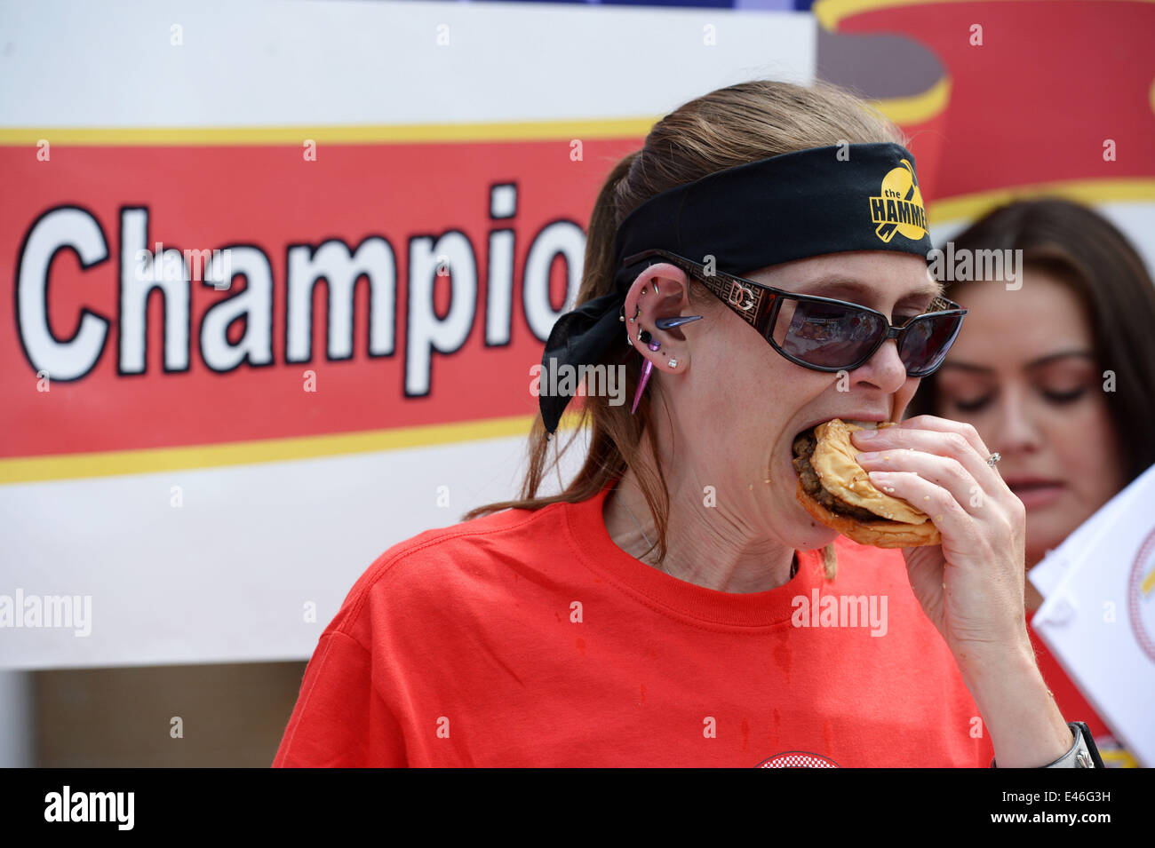Molly schuyler hi-res stock photography and images - Alamy
