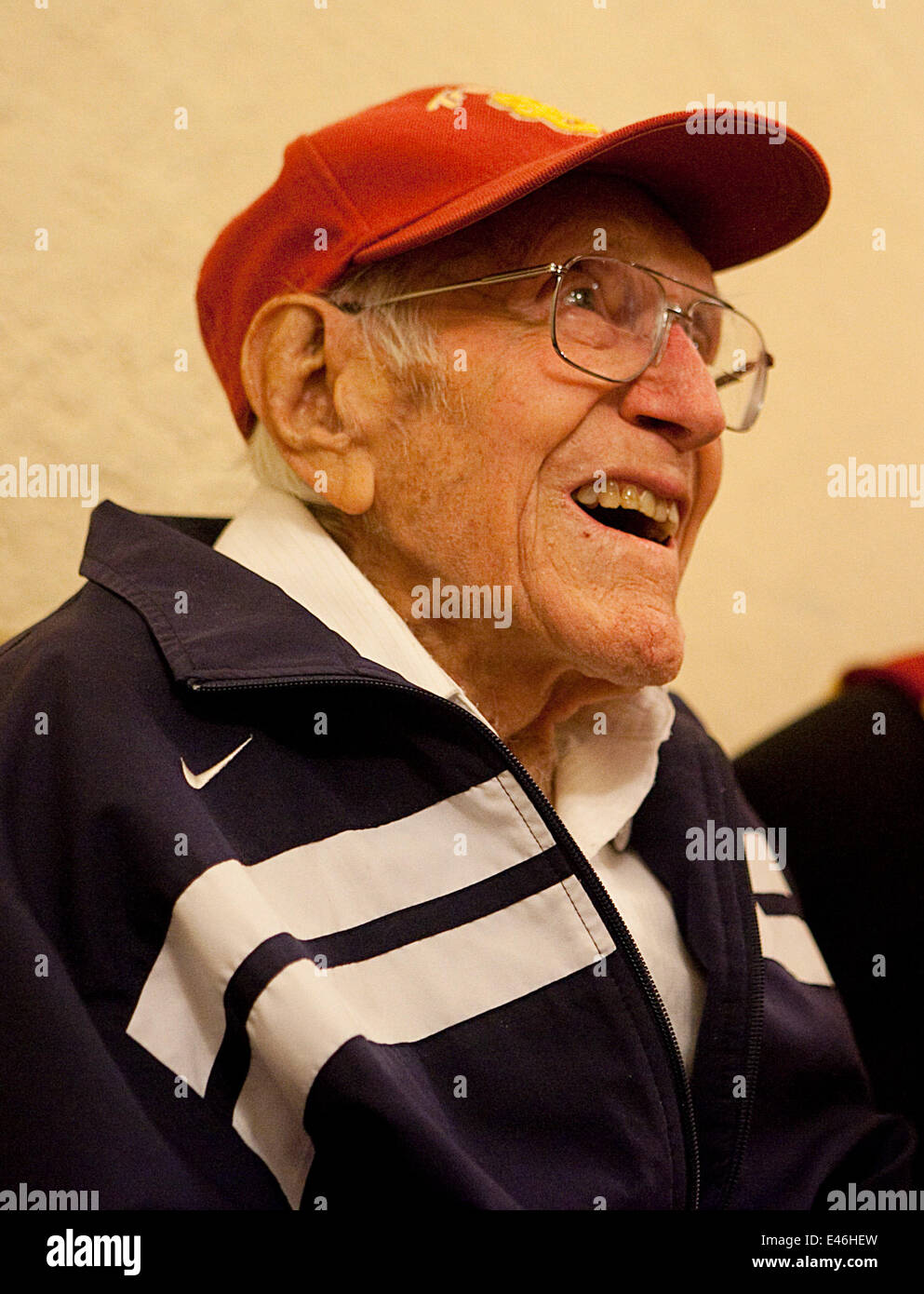 Louis zamperini hires stock photography and images Alamy