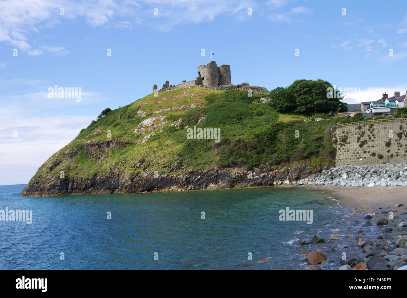 Criccieth Seafront and Castle, Gwynedd, North Wales Stock Photo
