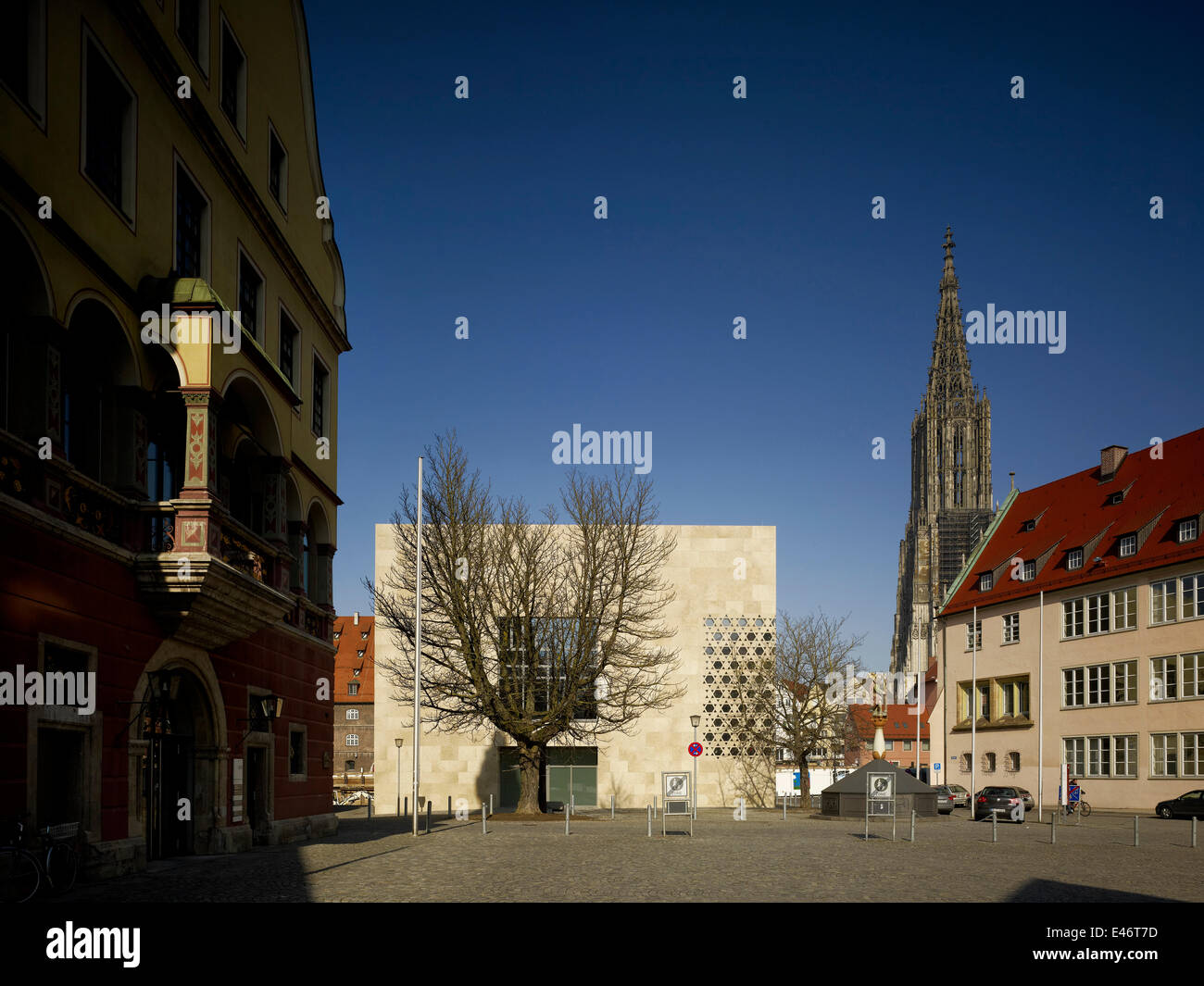 Synagoge am Weinhof, Ulm, Germany. Architect kister scheithauer gross