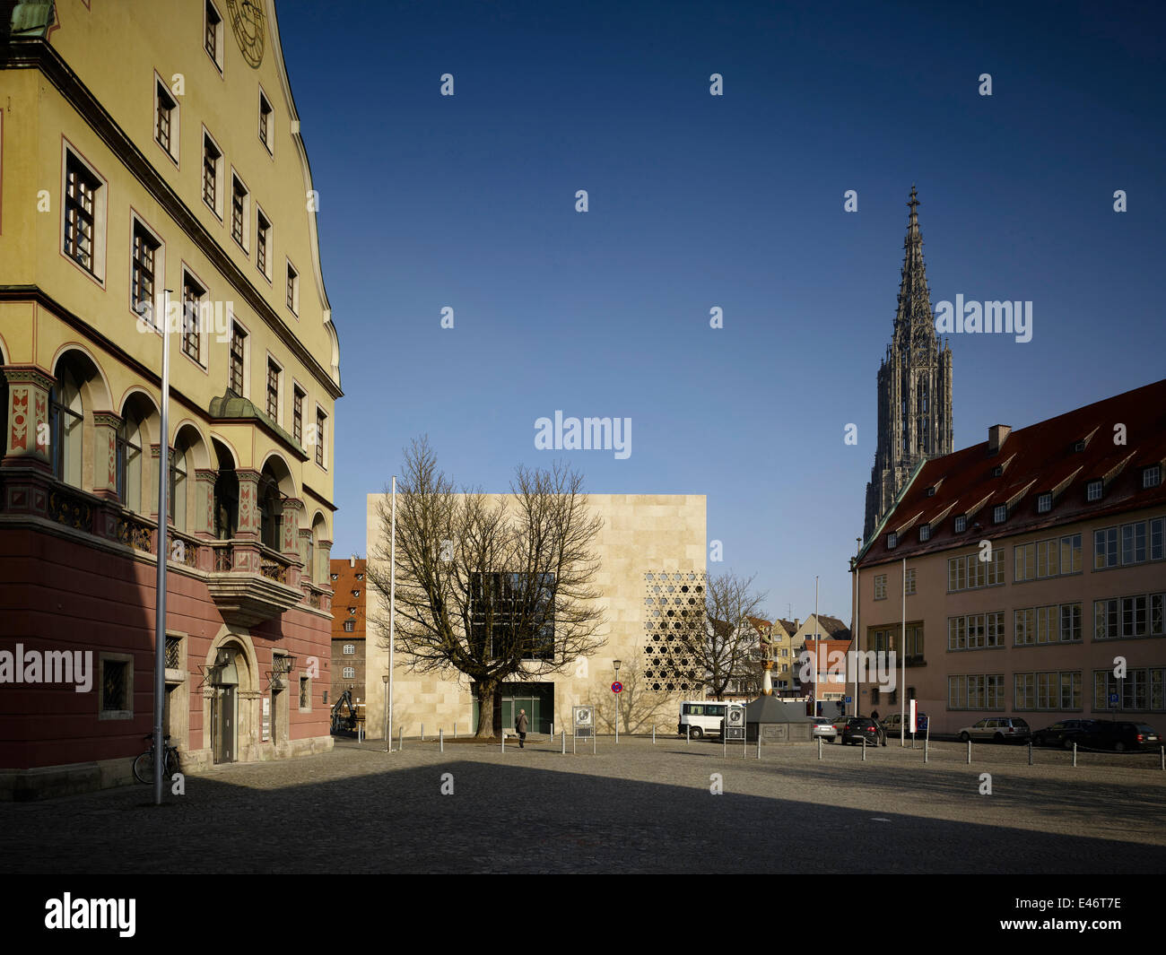 Synagoge am Weinhof, Ulm, Germany. Architect kister scheithauer gross