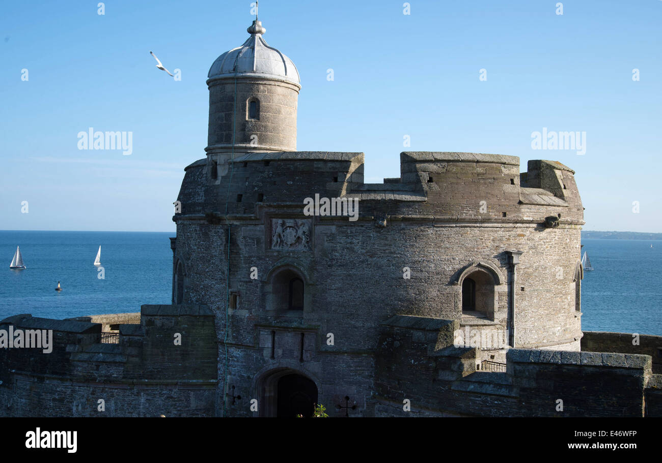 Cornwall. Roseland Peninsular. St Mawes castle one of Henry VIII's coastal artillery fortresses. Stock Photo