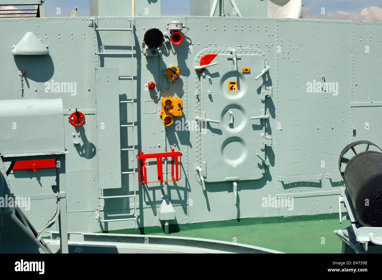 Watertight ship bulkhead hires stock photography and images Alamy