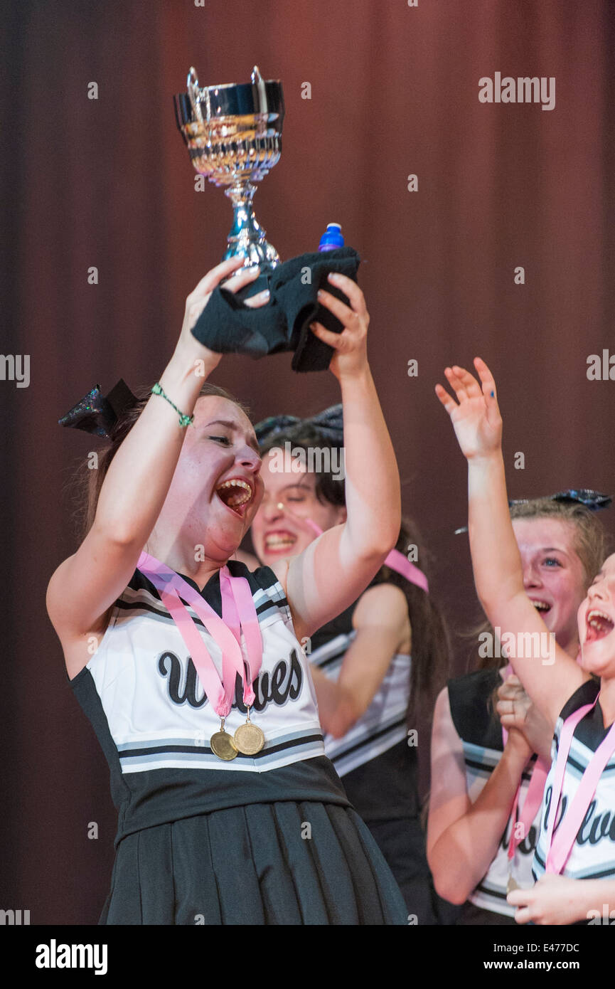 Cheerleading competition hires stock photography and images Alamy