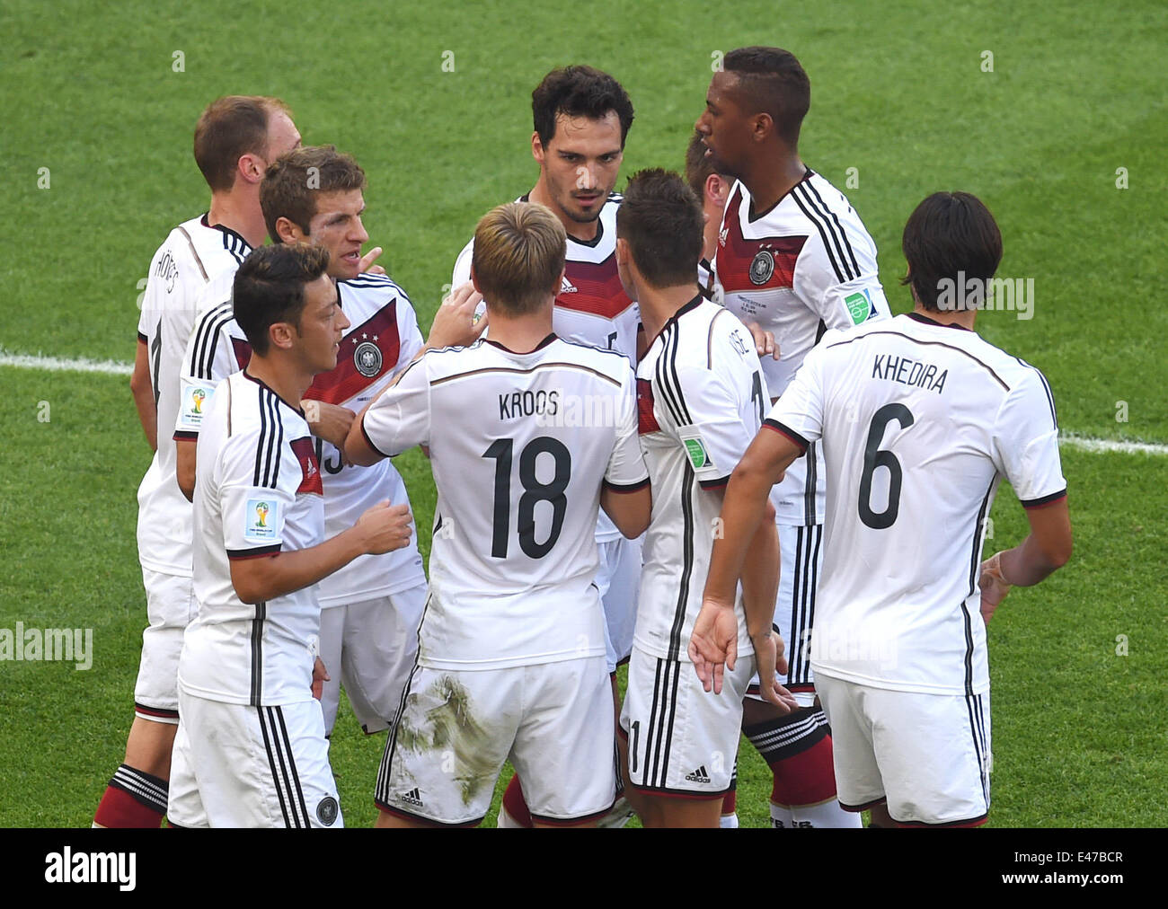 Rio de Janeiro, Brazil. 04th July, 2014. Mats Hummels (C) of Germany celebrates with team mates after scoring 0-1 goal during the FIFA World Cup 2014 quarter final soccer match between France and Germany at Estadio do Maracana in Rio de Janeiro, Brazil, 04 July 2014. Photo: Marcus Brandt/dpa/Alamy Live News Stock Photo