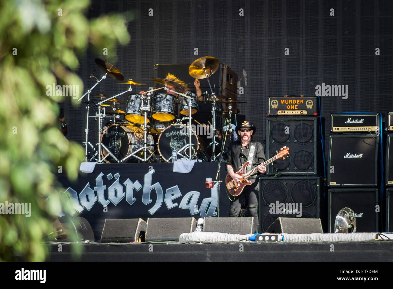 London, UK. 04th July, 2014. Motorhead play the main stage at the Barclaycard British Summer Time festival in London's Hyde Park Credit:  Guy Corbishley/Alamy Live News Stock Photo