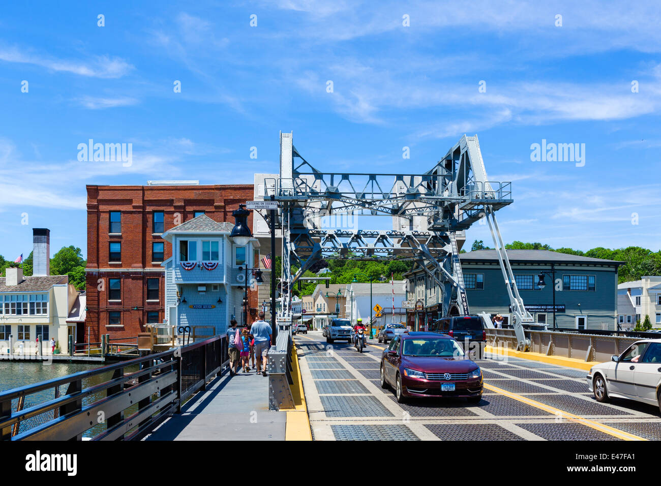 The Mystic River Bascule Bridge (Drawbridge) on Main Street in downtown Mystic, Connecticut, USA Stock Photo