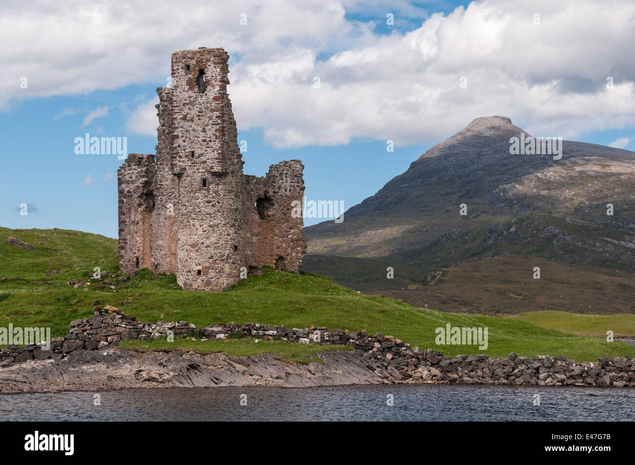 Ardvreck Castle on Loch Assynt, Sutherland Scotland Stock Photo