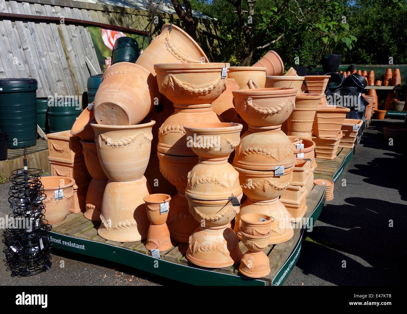 Pots planters hires stock photography and images Alamy