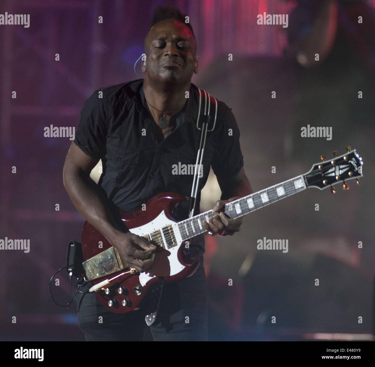 Captain kirk douglas of the roots hires stock photography and images