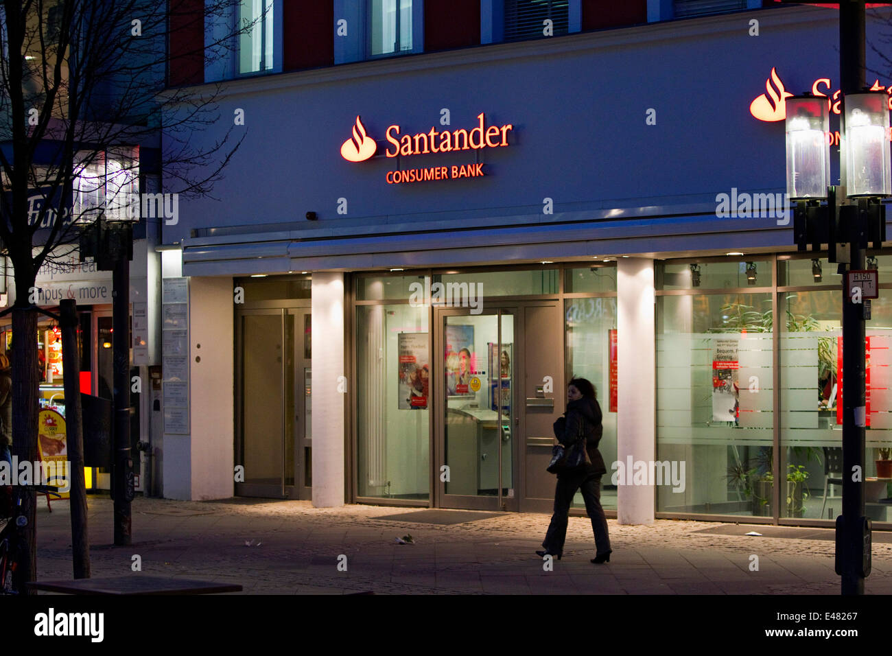 Santander Consumer Bank Stock Photo - Alamy