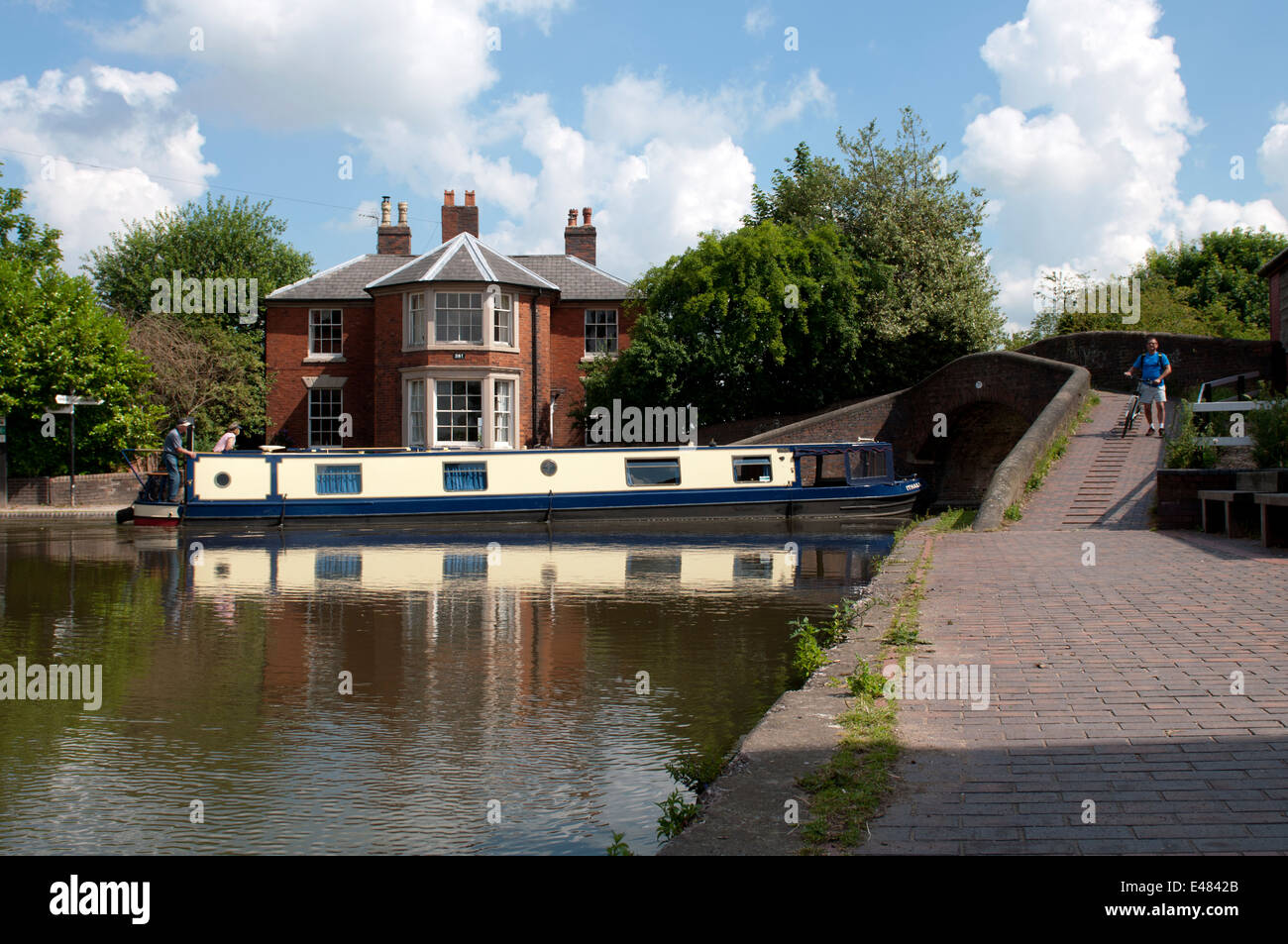 A narrowboat on the Coventry Canal at Fazeley Junction, Fazeley