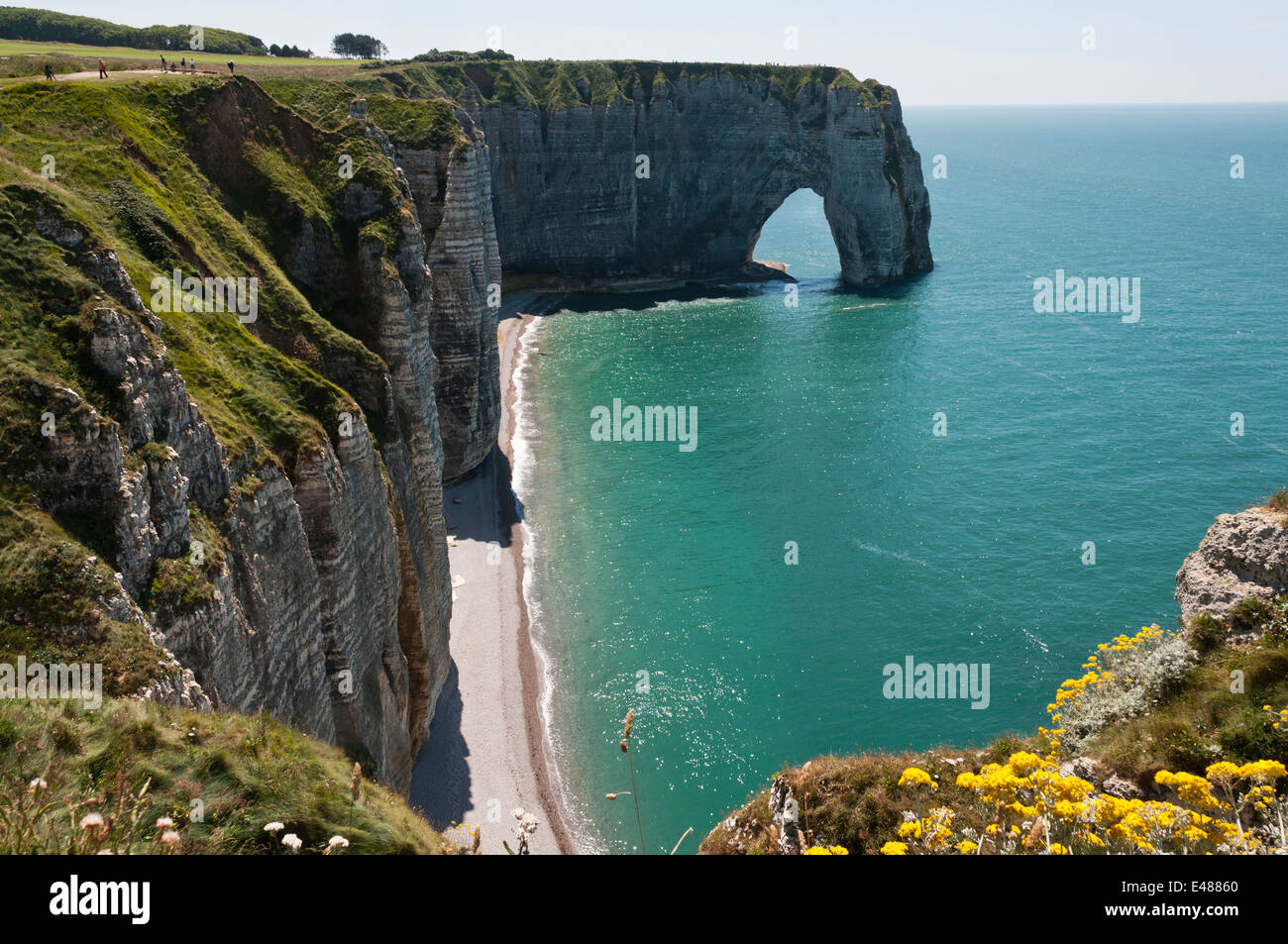 Etretat cliffs boats normandy hi-res stock photography and images - Alamy