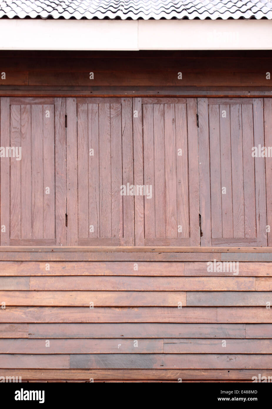Old wooden house wall hi-res stock photography and images - Alamy