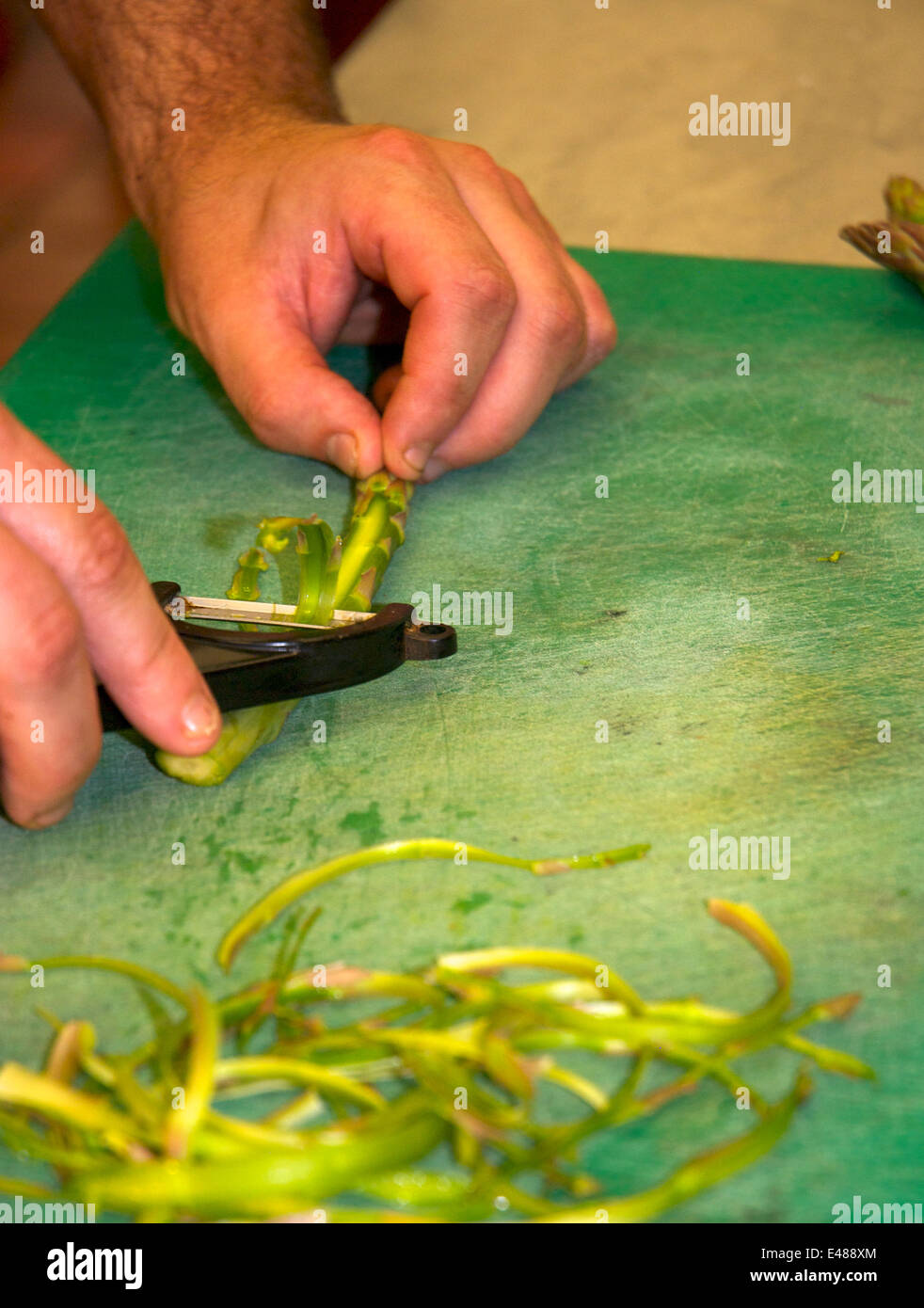 Fine dining restaurant food preparation Devon UK. Set of approx 30