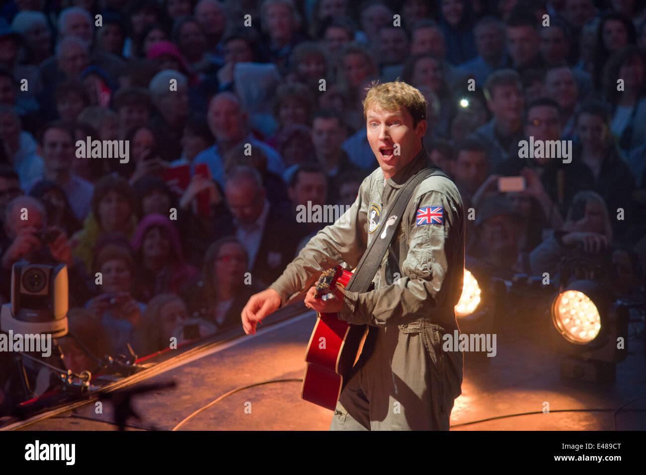 Newmarket Racecourse evening meeting with James Blunt Moon Landing World Tour 2014. Stock Photo