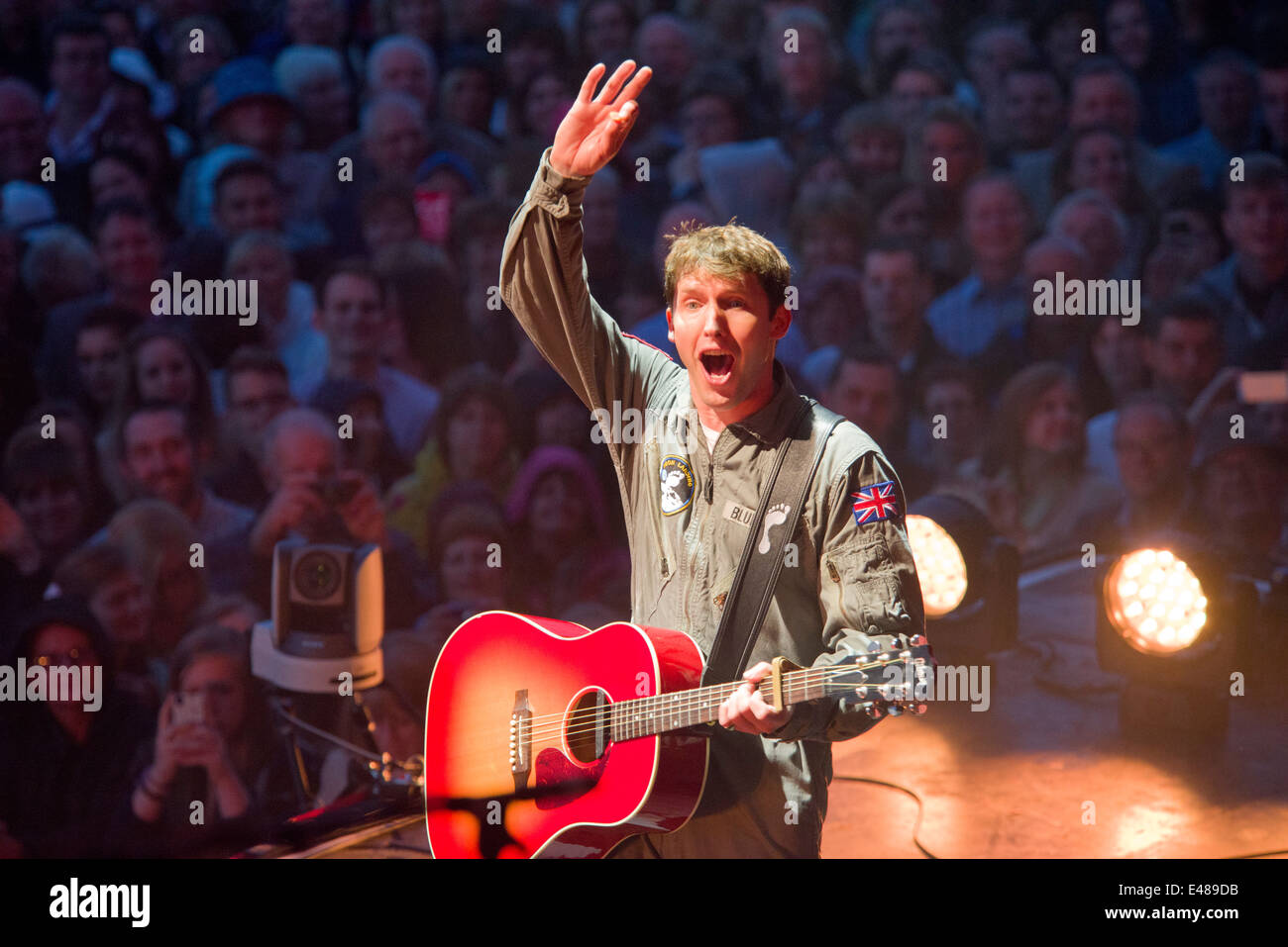 Newmarket Racecourse evening meeting with James Blunt Moon Landing World Tour 2014. Stock Photo