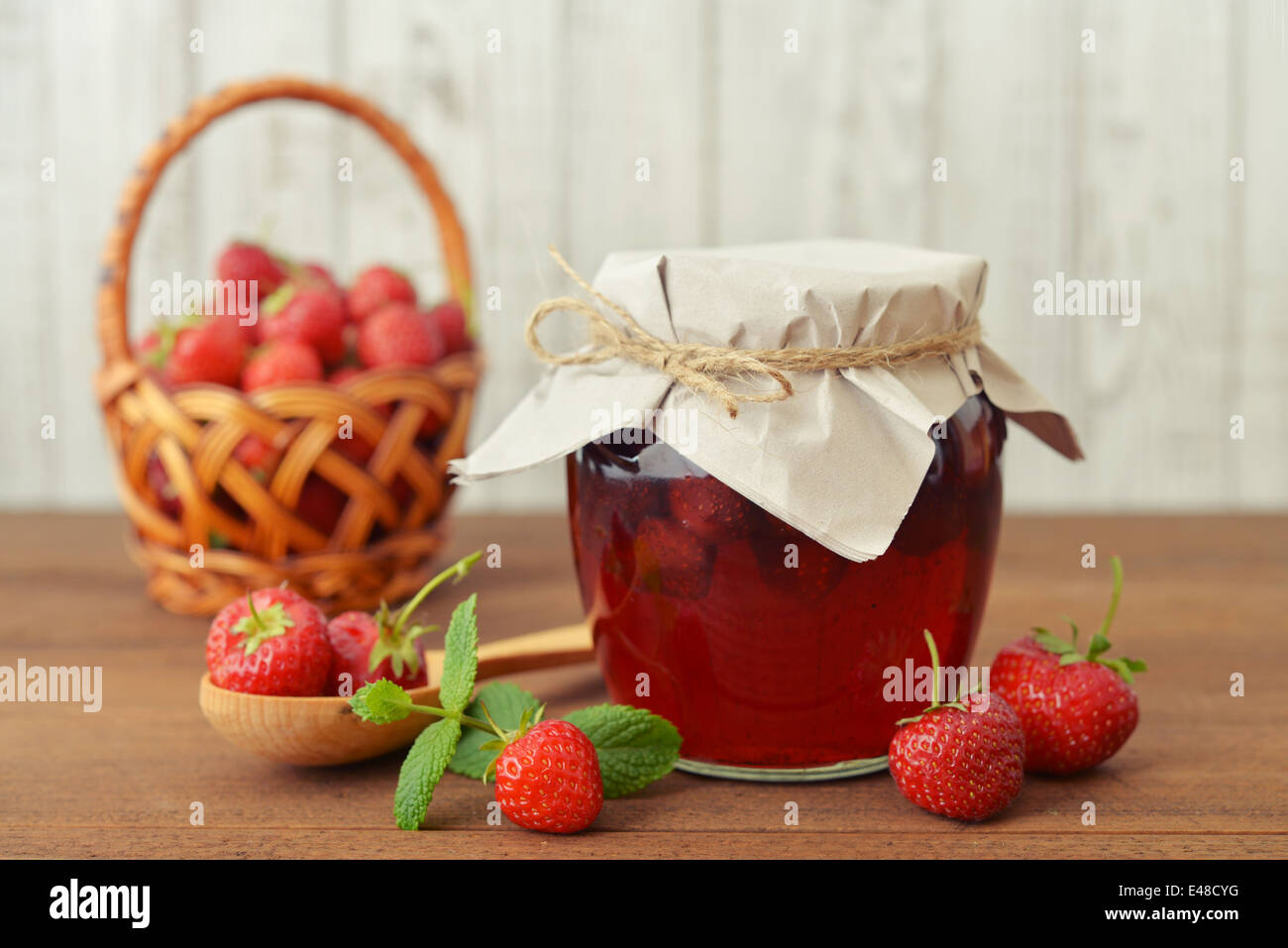 Strawberry jam jar hi-res stock photography and images - Alamy