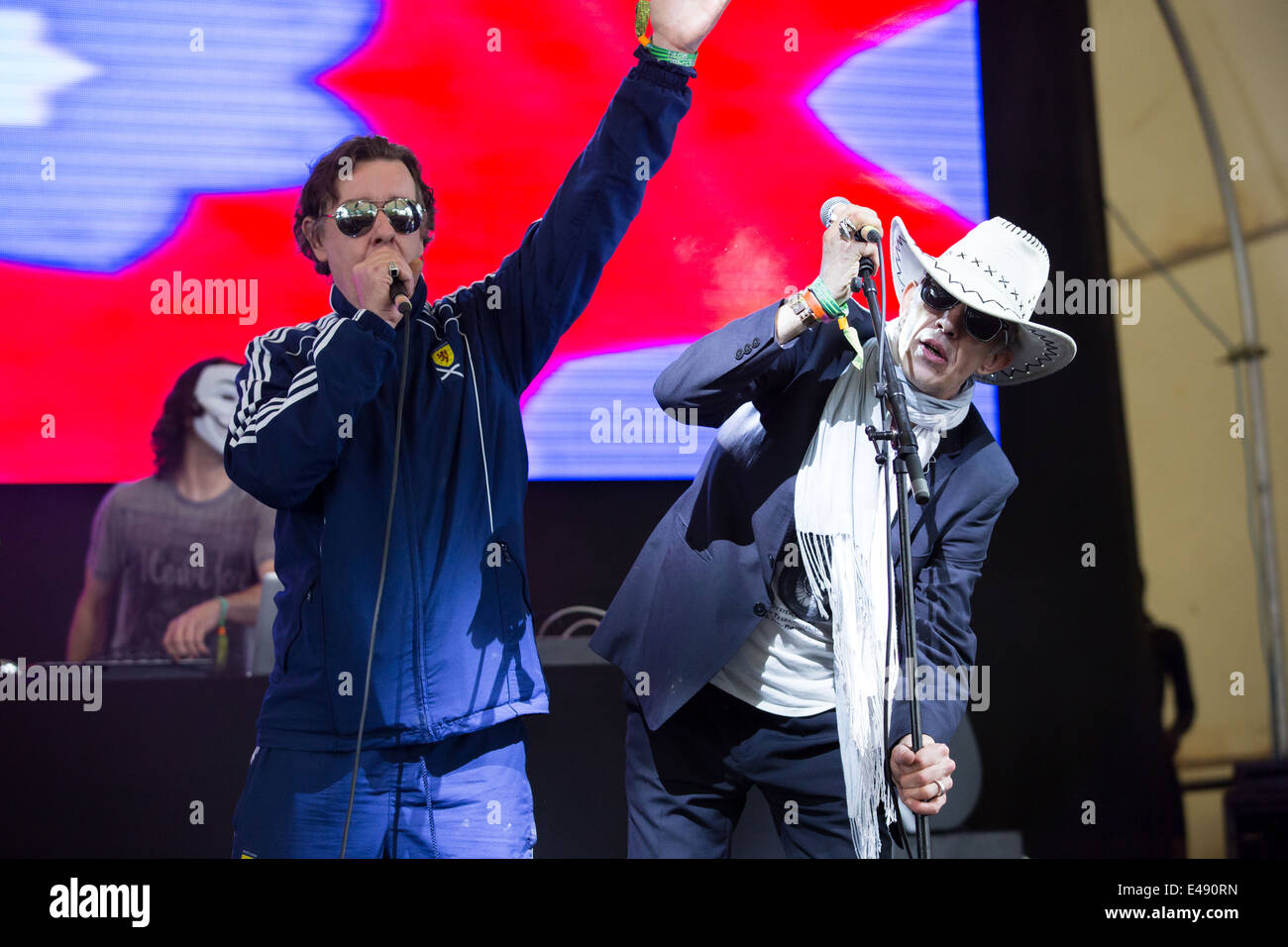 Rob Spragg & Jake Black form Alabama 3 at the Glade stage of Glastonbury Festival 2014 Stock Photo
