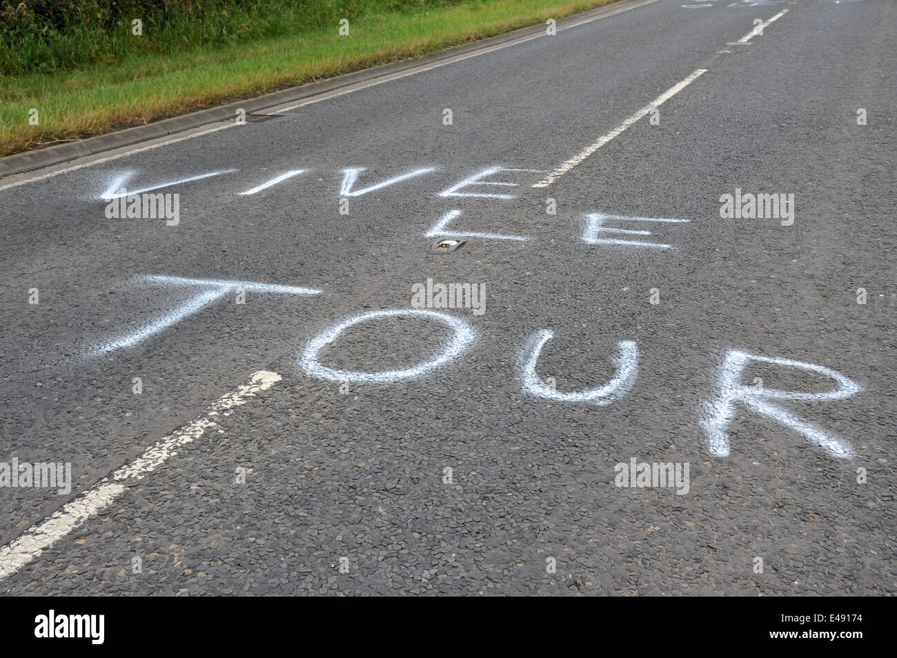 Green Hammerton, Yorkshire, UK. 6th July, 2014. Preparations for the Tour De France Credit:  Richard Burdon/Alamy Live News Stock Photo