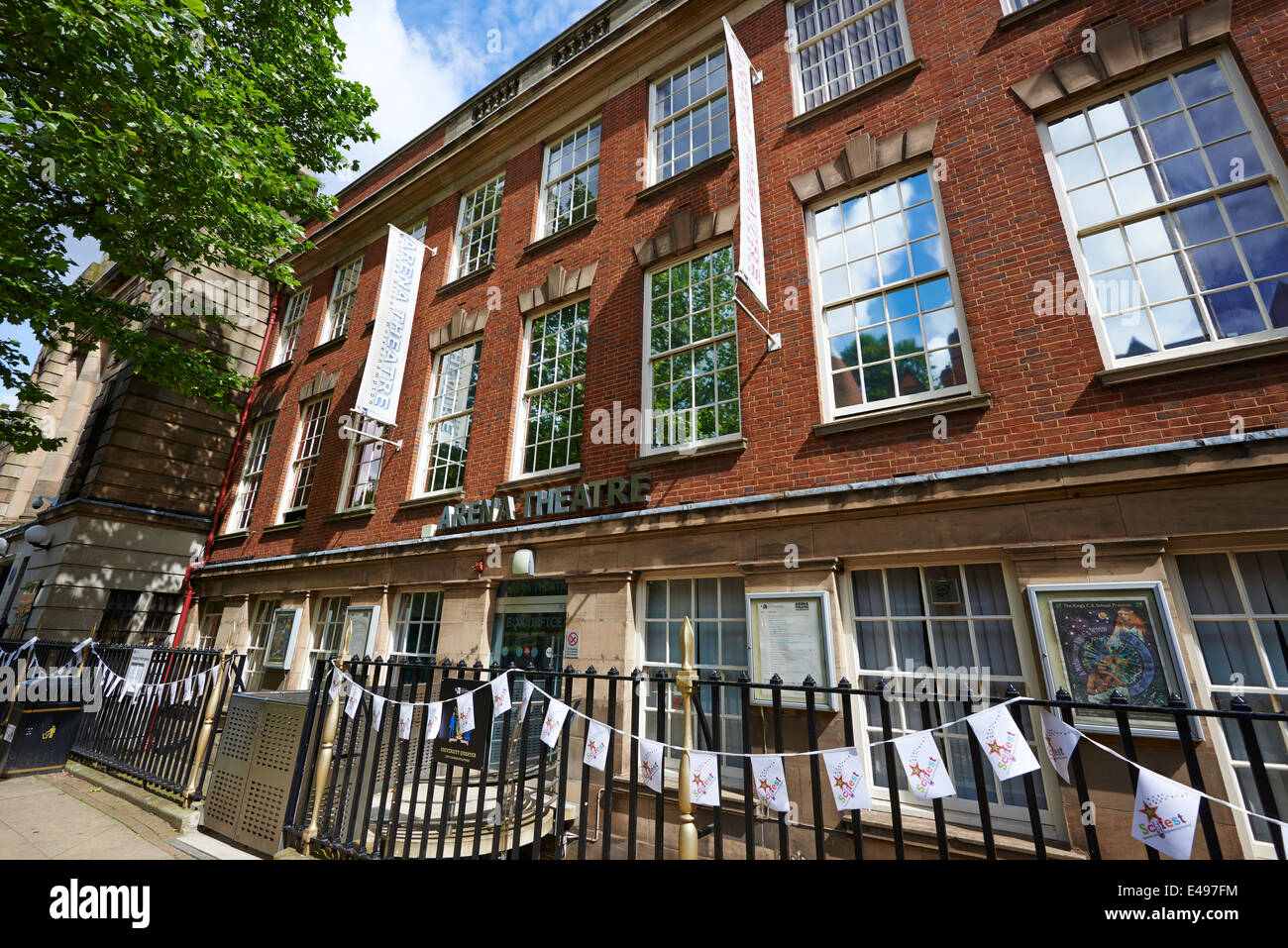 arena-theatre-wulfruna-street-wolverhampton-west-midlands-uk-stock