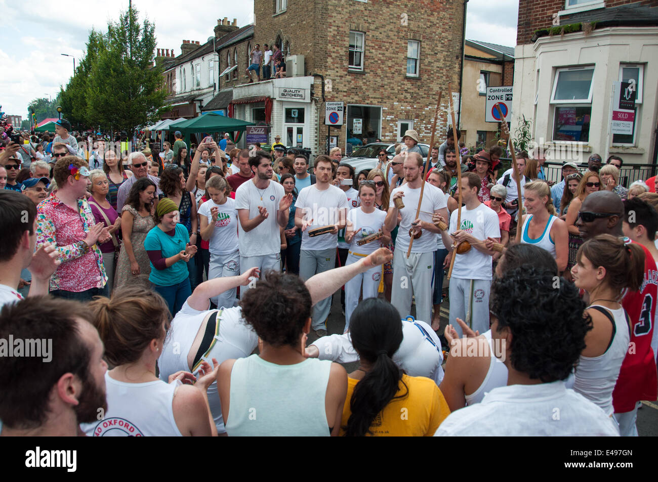 Oxford, UK. 06th July, 2014. Performers at the Cowley Road Carnival